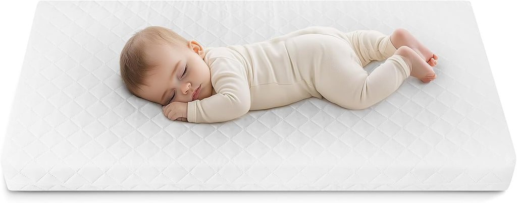 Love For Sleep Babybett 120x60 cm mit Matratze & Schublade, höhenverstellbares Kinderbett aus Kiefernholz, Grau